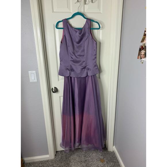 Dave & Johnny Floor Length Purple, Lilac Evening Gown with Stole - Picture 1 of 8
